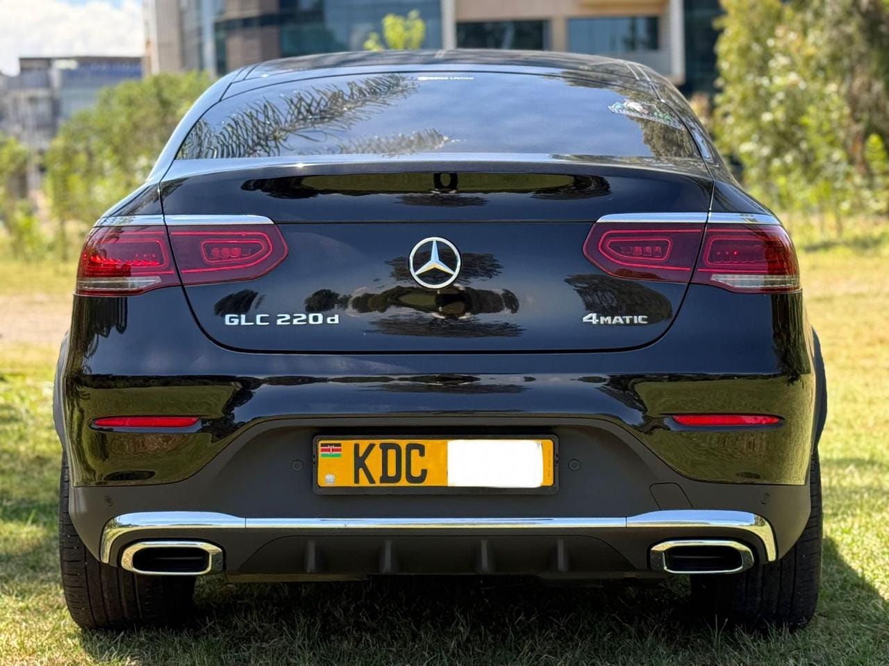 MERCEDES BENZ GLC-220D COUPE Deal on offer QUICK SALE You Pay 30% Deposit Hire purchase installments HP UpTo 70% financing/finance NO CRB STATUS CHECK Trade in OK 18 Img 20250511 wa0064