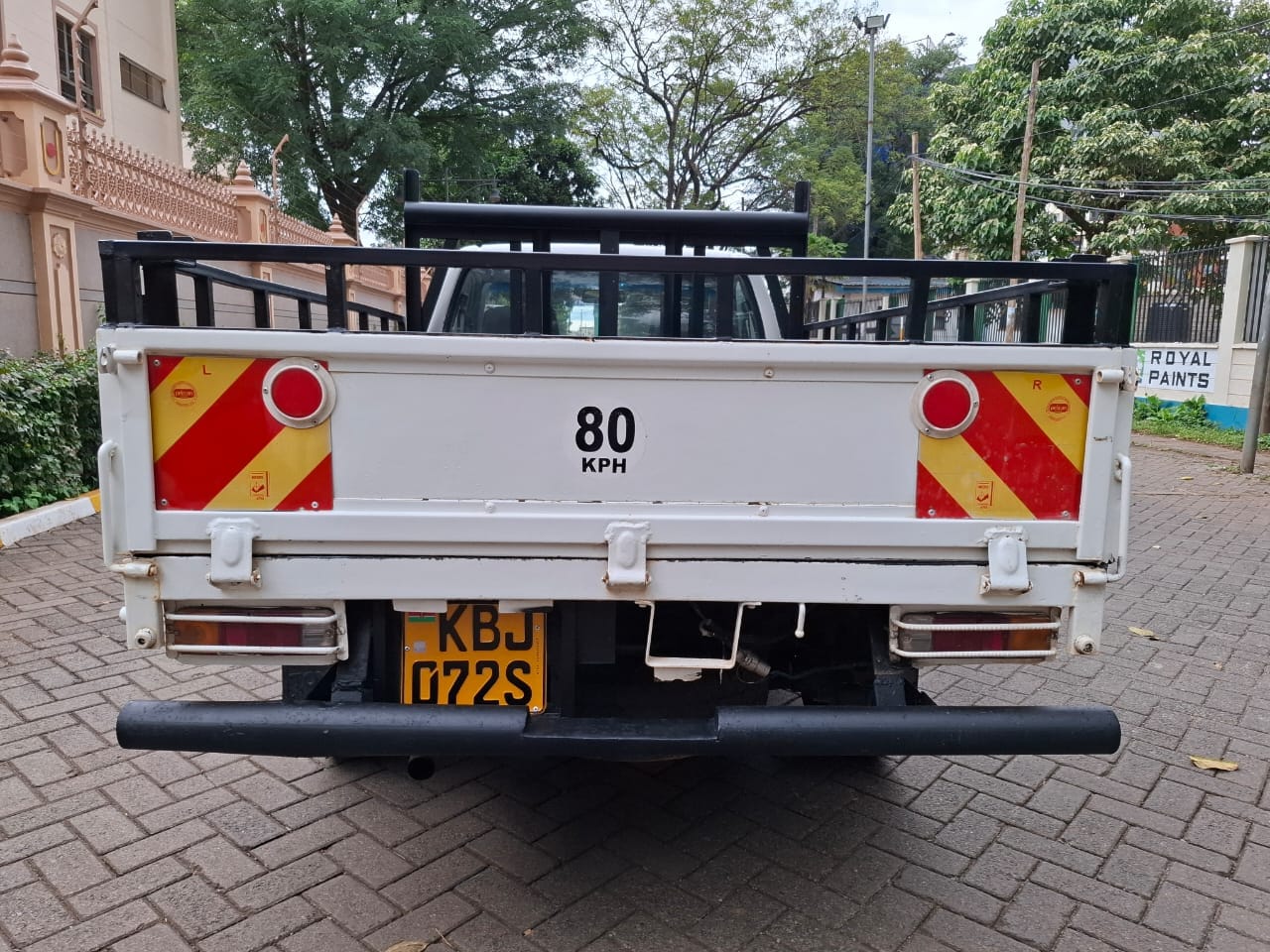 TOYOTA HILUX single cab Clean QUICK SALE You Pay 30% Deposit Hire purchase installments HP UpTo 70% financing/finance NO CRB STATUS CHECK Trade in OK