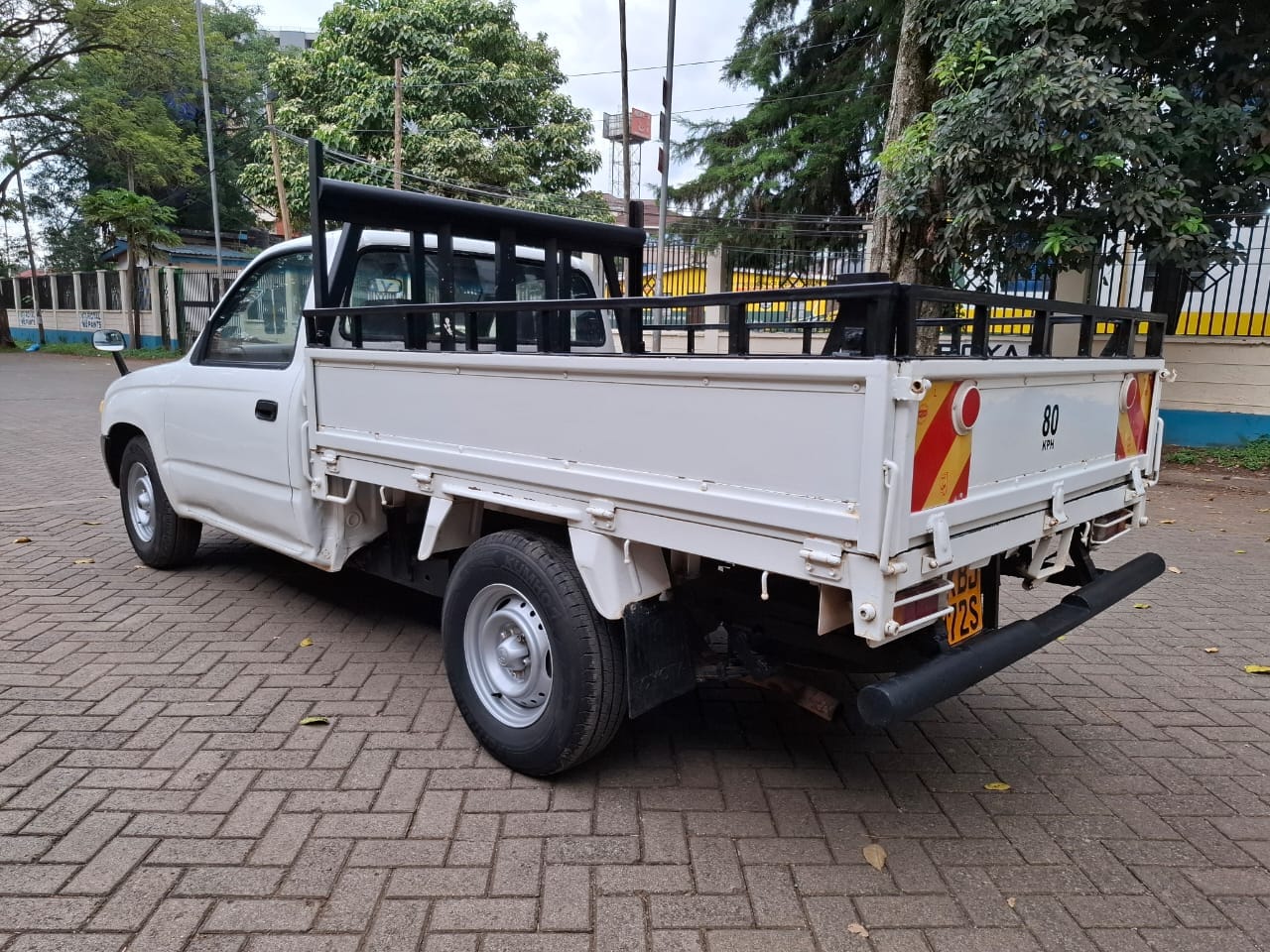 TOYOTA HILUX single cab Clean QUICK SALE You Pay 30% Deposit Hire purchase installments HP UpTo 70% financing/finance NO CRB STATUS CHECK Trade in OK