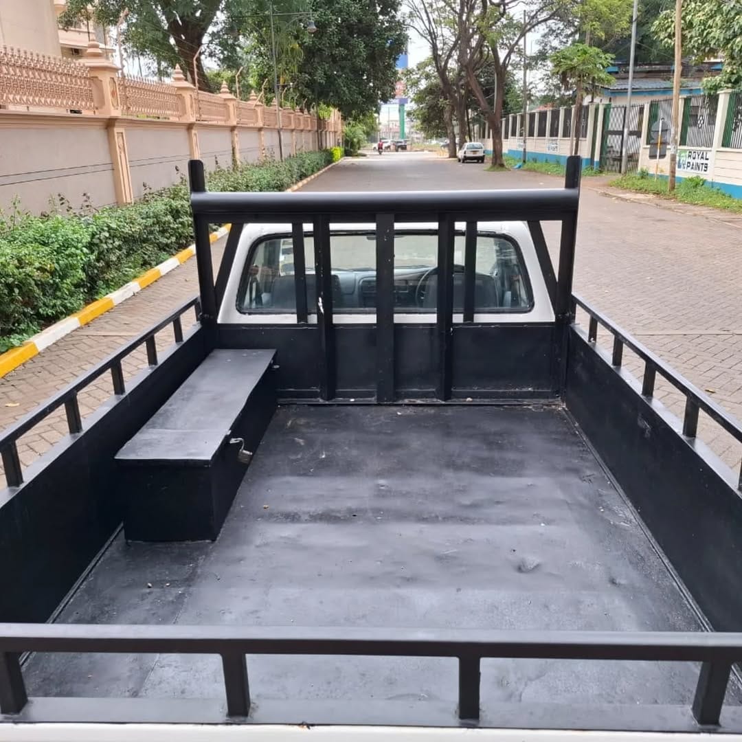 TOYOTA HILUX single cab Clean QUICK SALE You Pay 30% Deposit Hire purchase installments HP UpTo 70% financing/finance NO CRB STATUS CHECK Trade in OK