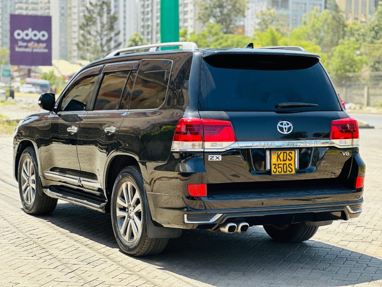 TOYOTA LAND-CRUISER ZX v8 Deal! QUICK SALE You Pay 30% Deposit Hire purchase installments HP UpTo 70% financing/finance NO CRB STATUS CHECK Trade in OK 15 Img 20250508 wa0025
