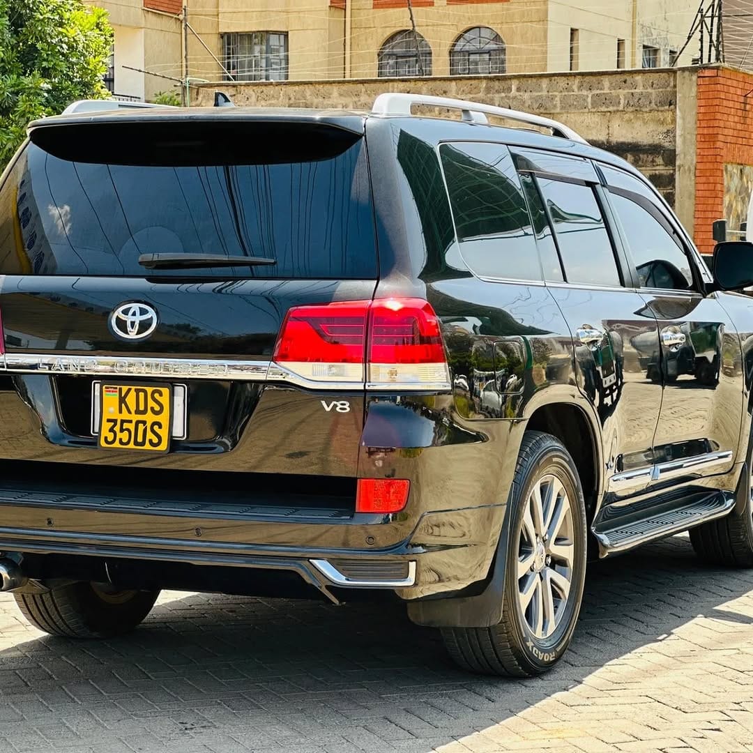 TOYOTA LAND-CRUISER ZX v8 Deal! QUICK SALE You Pay 30% Deposit Hire purchase installments HP UpTo 70% financing/finance NO CRB STATUS CHECK Trade in OK 7 Chapchapmarket a8831f90aeb44bcf