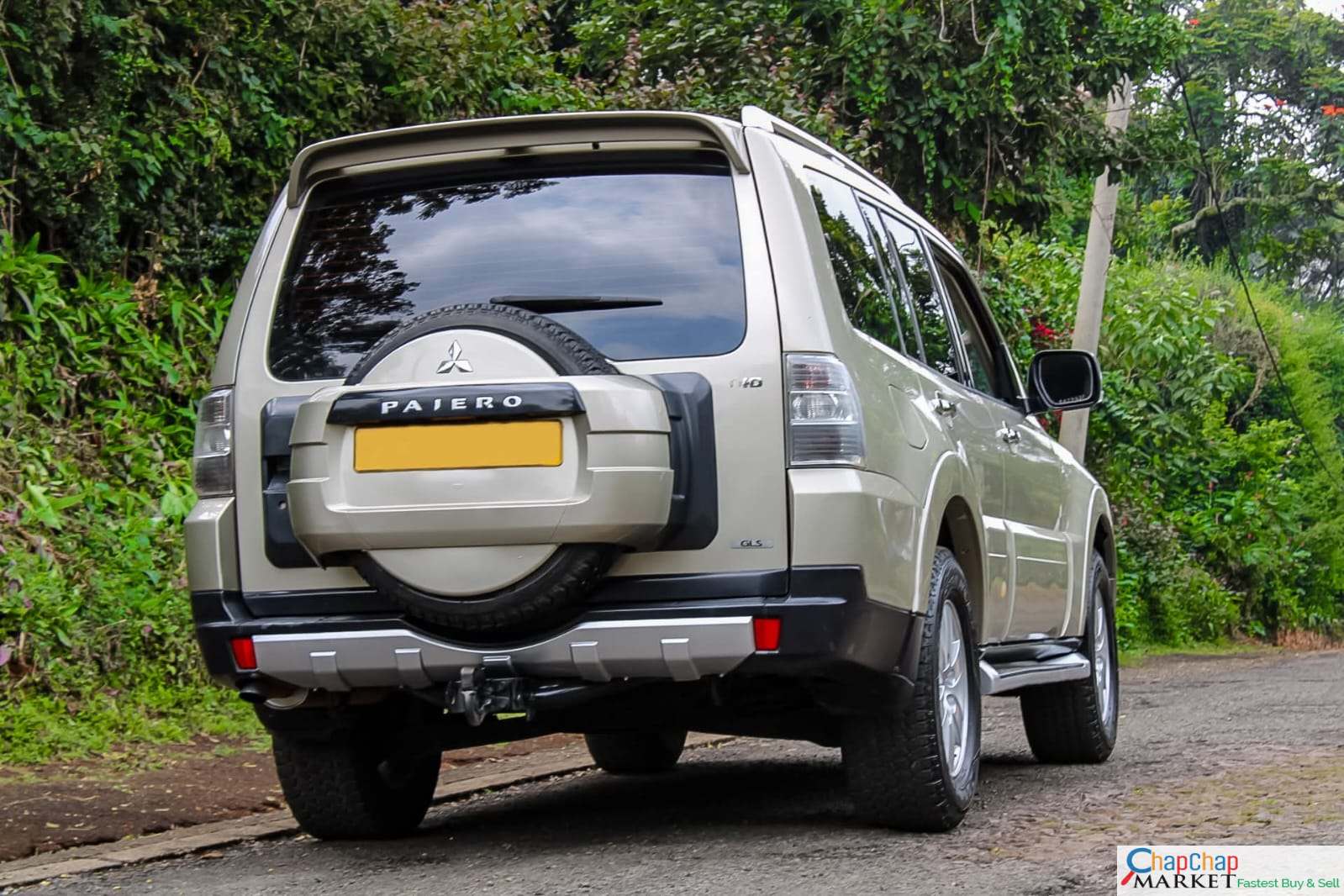 Mitsubishi Pajero local KDV fully loaded  lipa pole pole DEAL on offer QUICK SALE You Pay 30% Deposit Hire purchase installments HP UpTo 70% financing/finance NO CRB STATUS CHECK Trade in OK